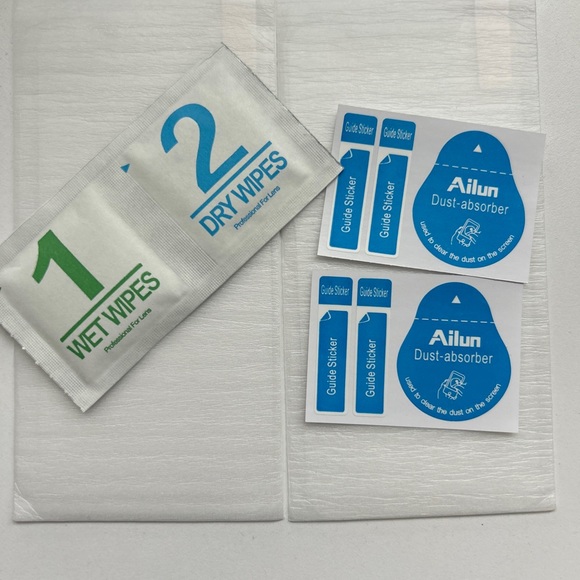 3 different types of screen protectors - Picture 6 of 16